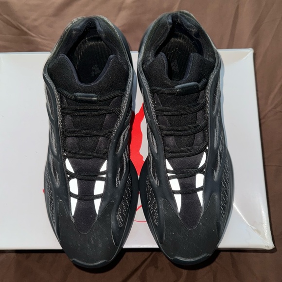 adidas gazelle silver green womens adidas Yeezy 700 V3 'Dark Glow' – Reborn main image 1